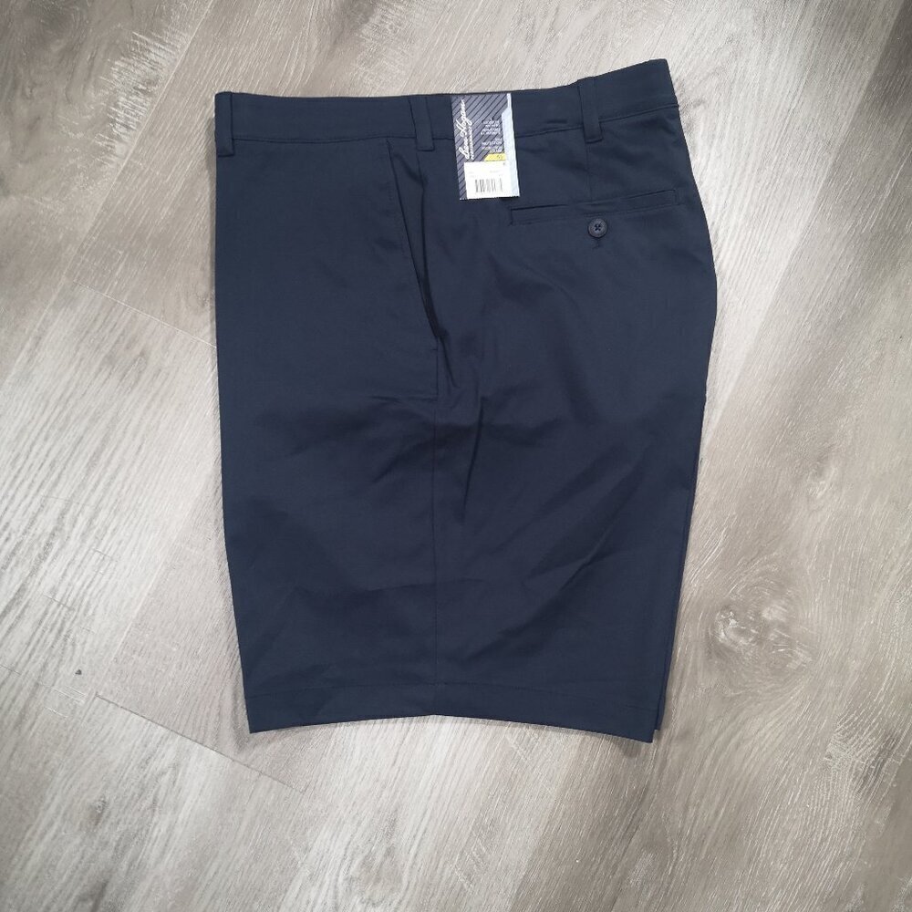 NWT Ben Hogan Men's Size 42 Navy Moisture Wicking Sun Protection UPF50 Shorts